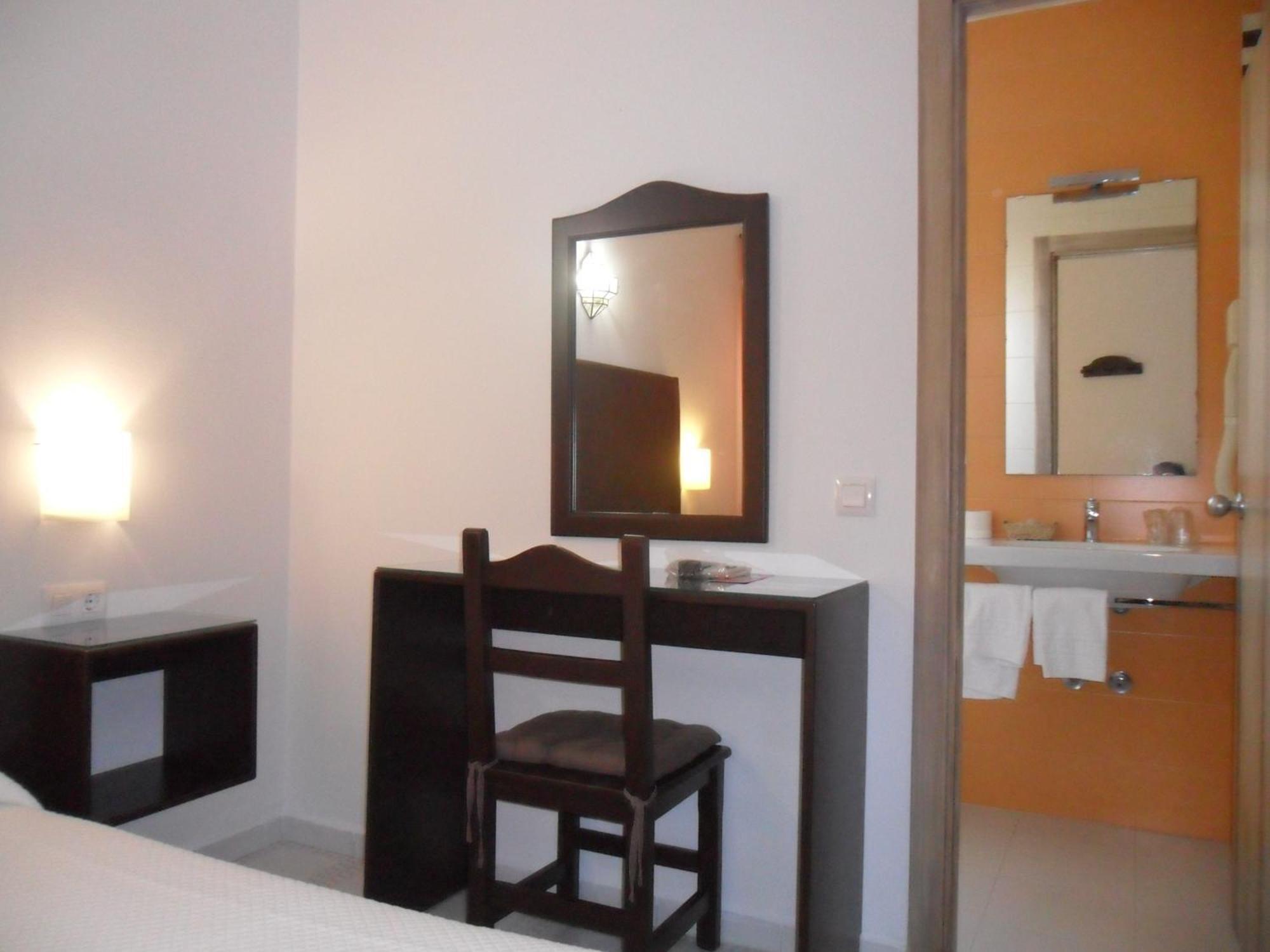 Hostal El Capi Zahora Quarto foto